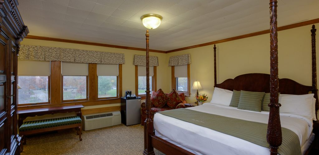 King Bedroom